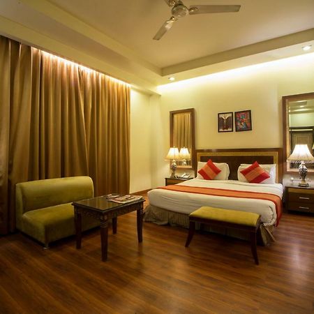 Hotel Picasso Paschim Vihar Delhi - Couple Friendly Local Ids Accepted Exteriér fotografie