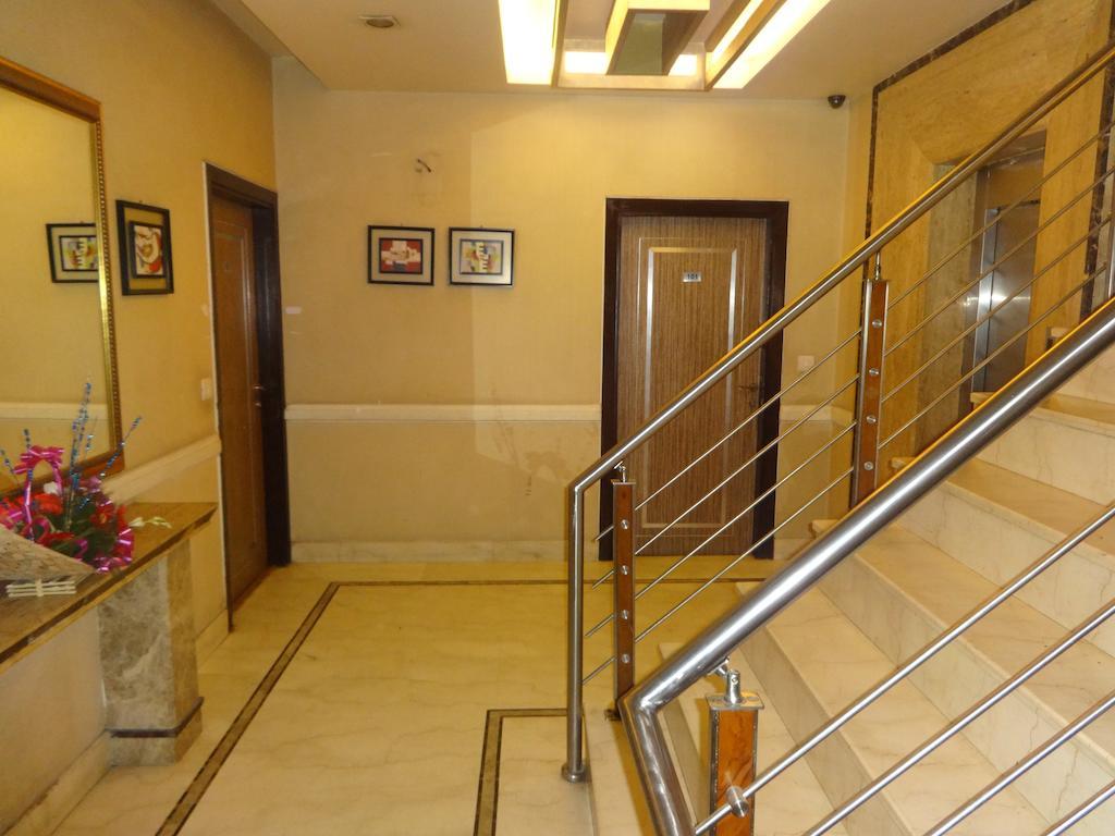 Hotel Picasso Paschim Vihar Delhi - Couple Friendly Local Ids Accepted Exteriér fotografie