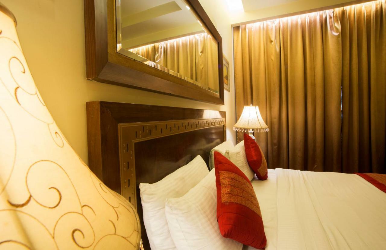 Hotel Picasso Paschim Vihar Delhi - Couple Friendly Local Ids Accepted Exteriér fotografie