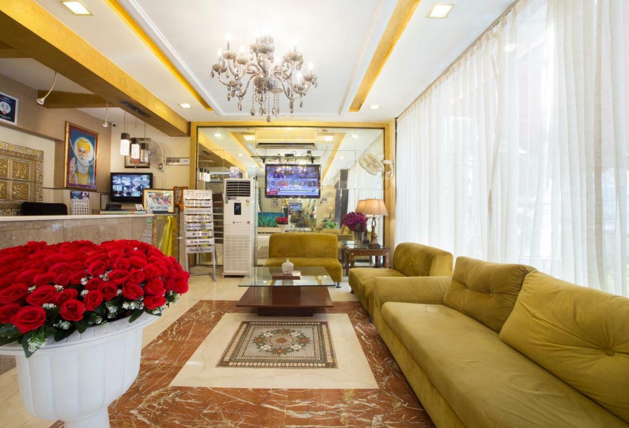 Hotel Picasso Paschim Vihar Delhi - Couple Friendly Local Ids Accepted Exteriér fotografie